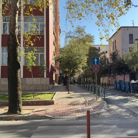 Accommodatie bij particulieren Air Albania Tirana