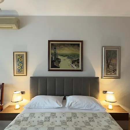 Accommodatie bij particulieren Air Albania Tirana