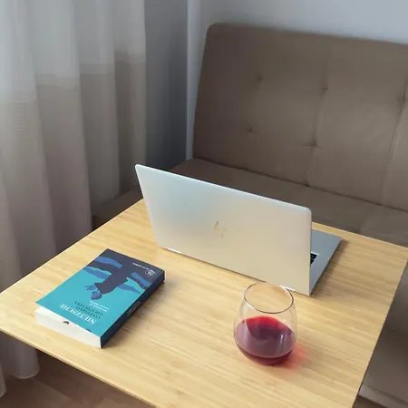 Rum i privatbostad Air Albania *