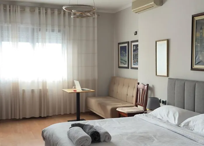 Accommodatie bij particulieren Air Albania *